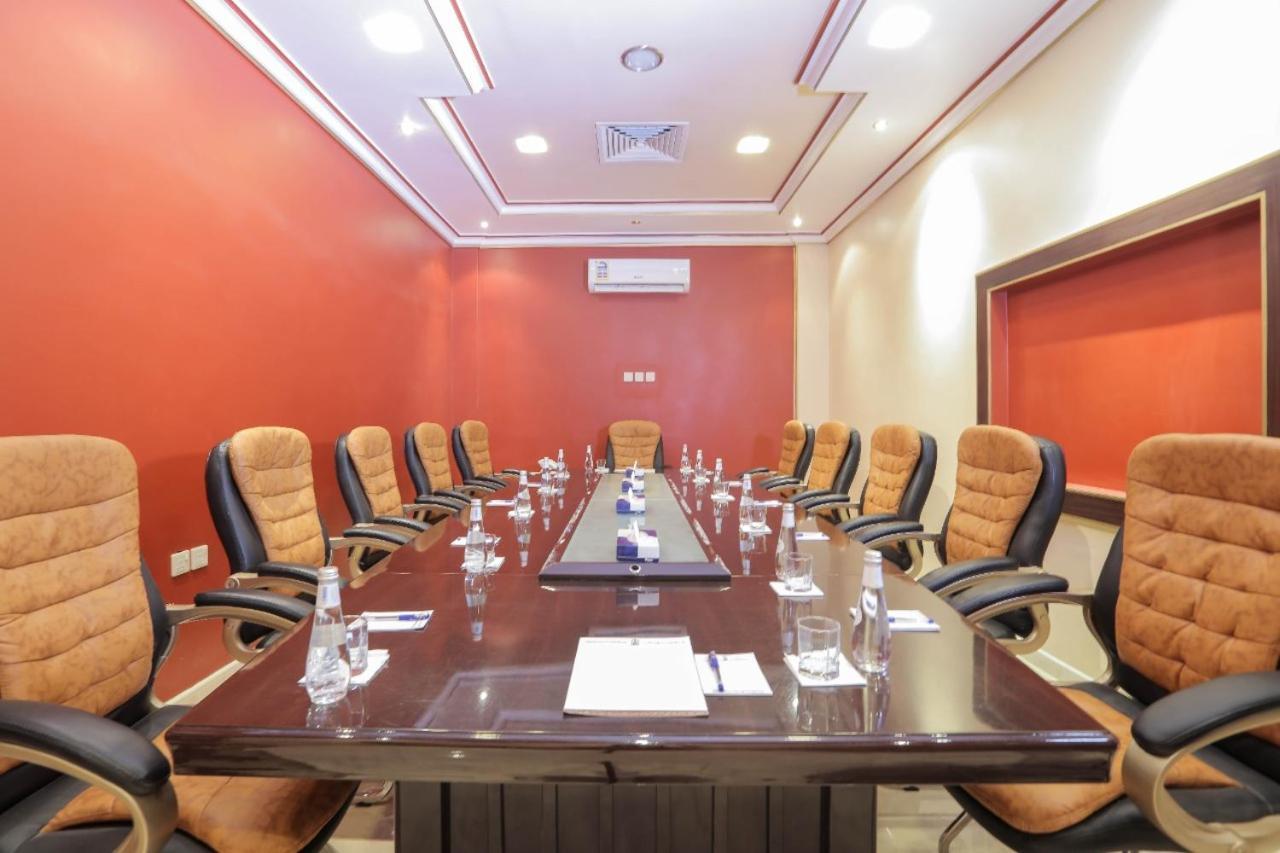 Al Mansour Grand Hotel Hafar Al-Batin Экстерьер фото
