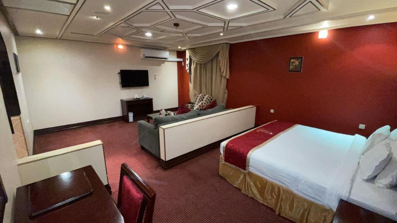Al Mansour Grand Hotel Hafar Al-Batin Экстерьер фото