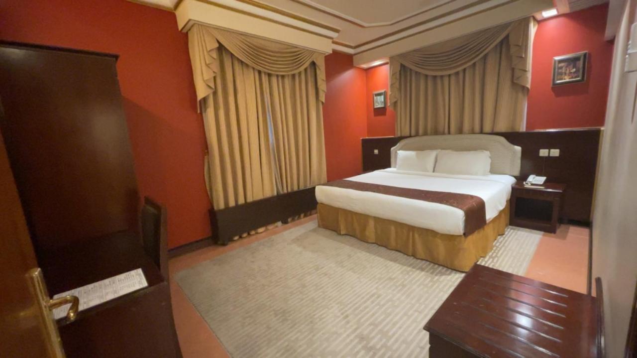 Al Mansour Grand Hotel Hafar Al-Batin Экстерьер фото
