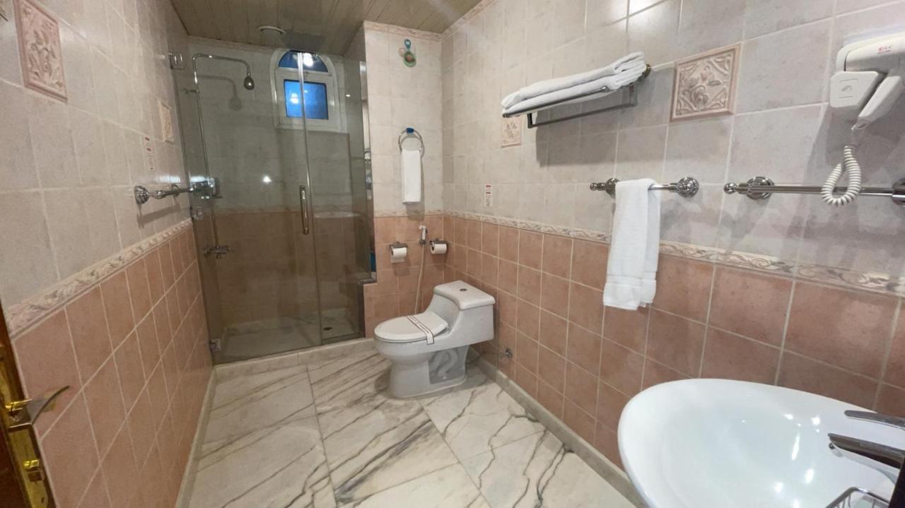 Al Mansour Grand Hotel Hafar Al-Batin Экстерьер фото